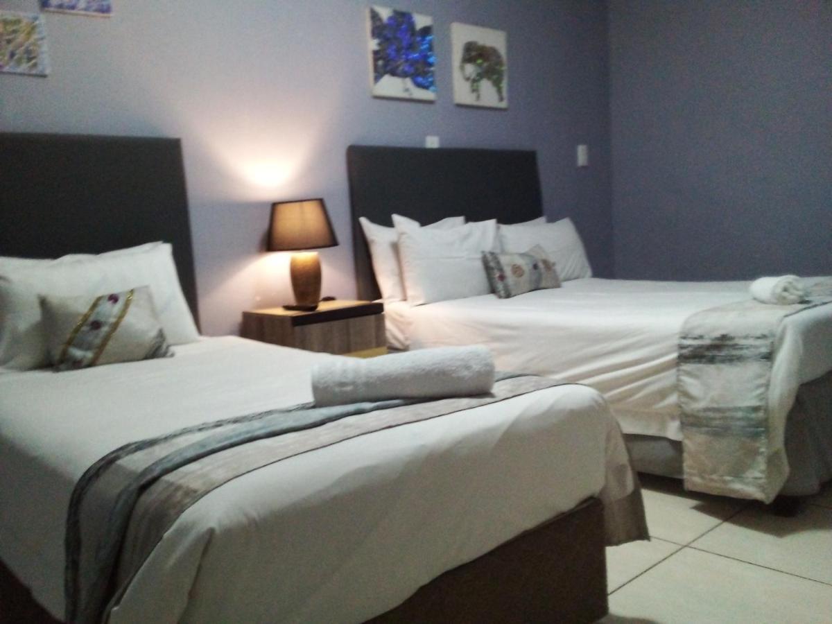 Acacia Guesthouse Kempton Park Exterior photo